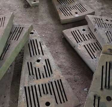 ��ĥ�C��}��İ��b����