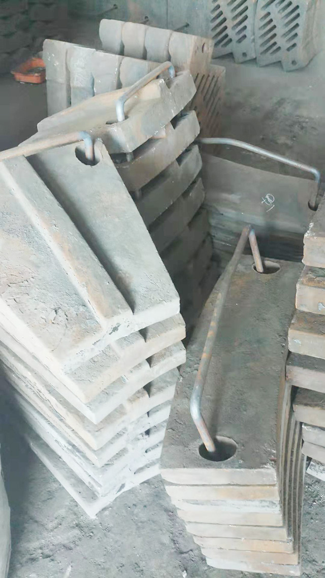 ��ĥ�C(j��)�r��ĺ��ν�B