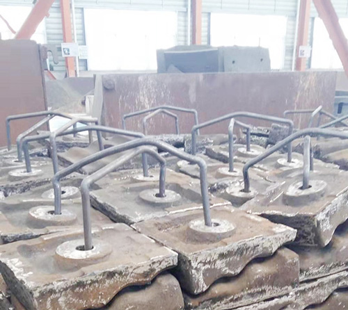 ��ĥ�C(j��)�r��İ��b���E